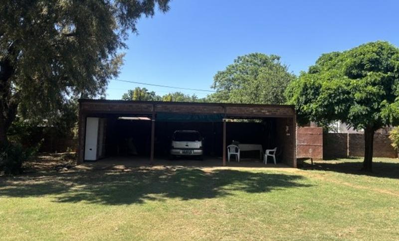 2 Bedroom Property for Sale in Makwassie North West